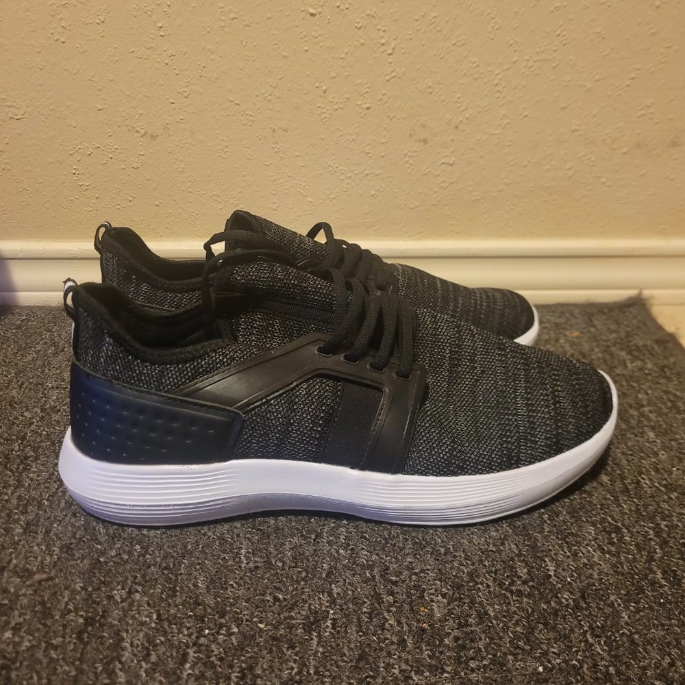 Cross Trekkers Mix Up Lightweight Athletic Shoes Men's Size 11.5 - Gray